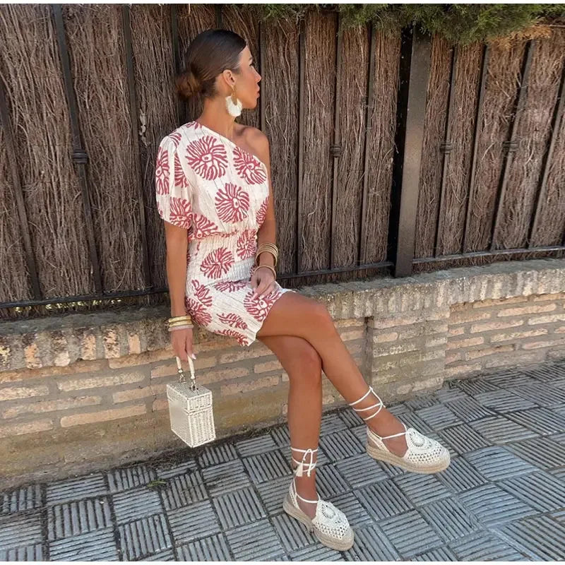 Mara - trendy one-shoulder mini jurk