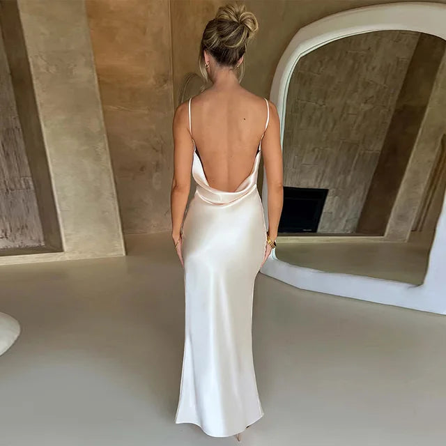 Lily - elegante rugloze satijnen jurk