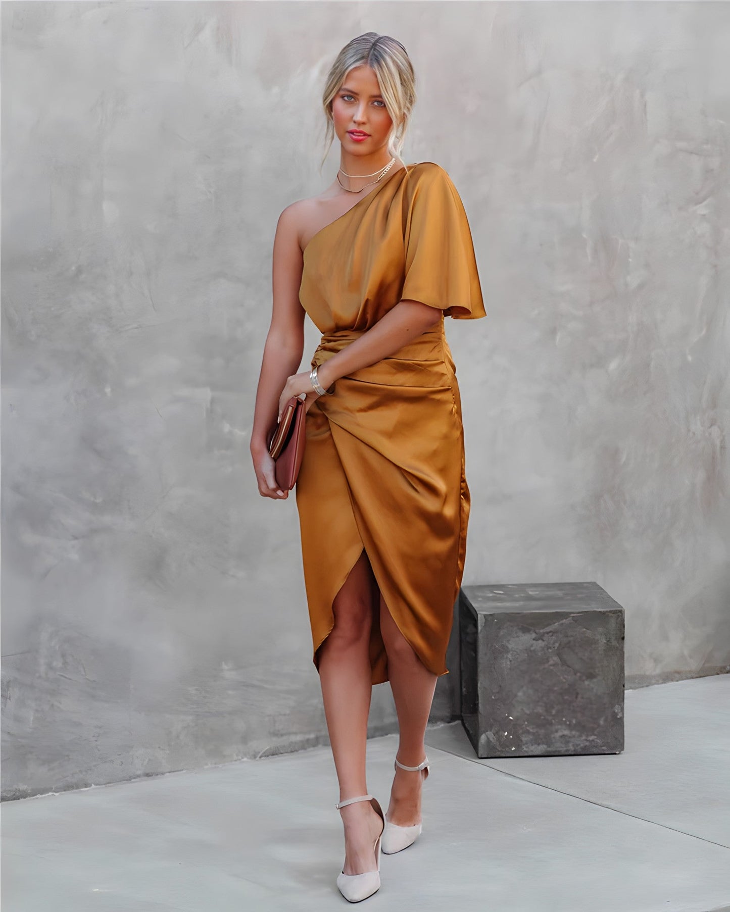 Liliana - elegant cocktailjurk met één schouder