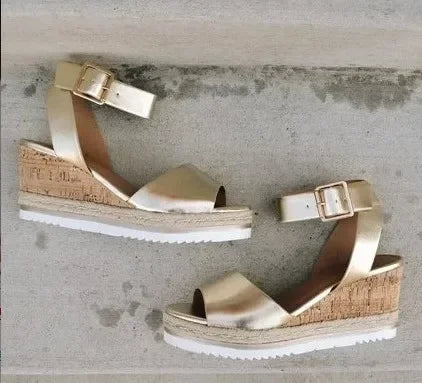 Comfortabele Orthopedische Sleehak Sandalen - By La Bella Vie