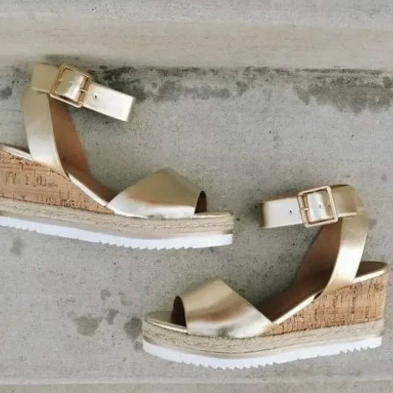 Comfortabele Orthopedische Sleehak Sandalen - By La Bella Vie