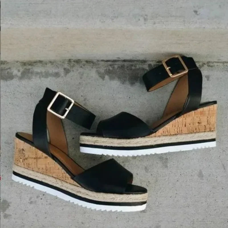 Comfortabele Orthopedische Sleehak Sandalen - By La Bella Vie