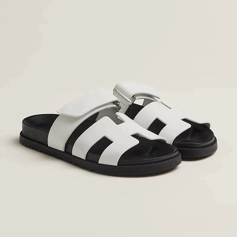 Stijlvolle zomerse sandalen met bandjes - By La Bella Vie