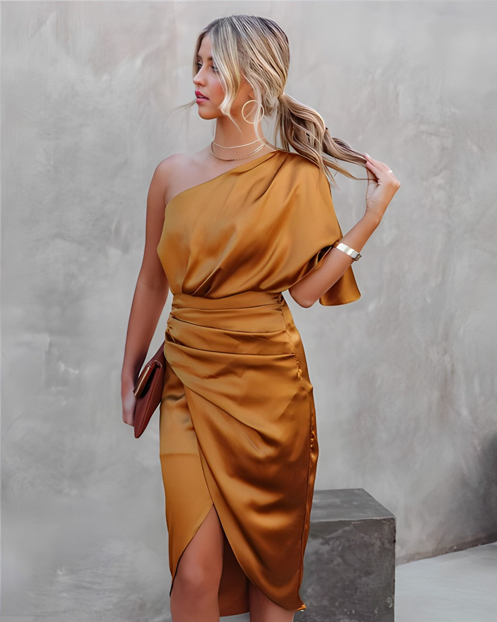Liliana - elegant cocktailjurk met één schouder