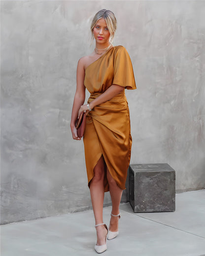 Liliana - elegant cocktailjurk met één schouder