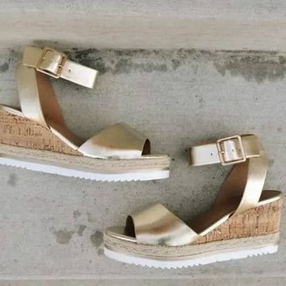 Comfortabele Orthopedische Sleehak Sandalen - By La Bella Vie