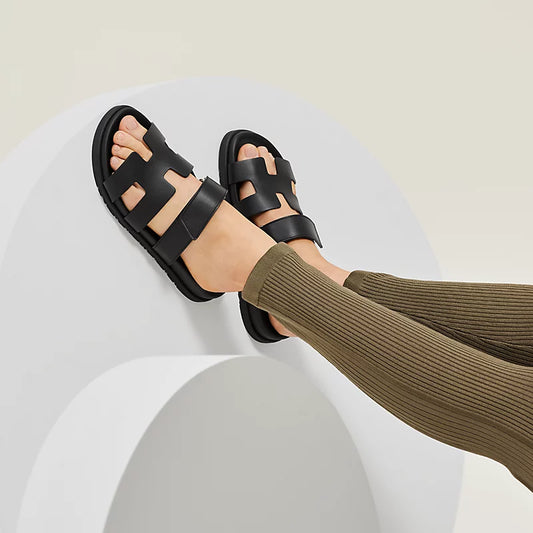 Stijlvolle zomerse sandalen met bandjes - By La Bella Vie